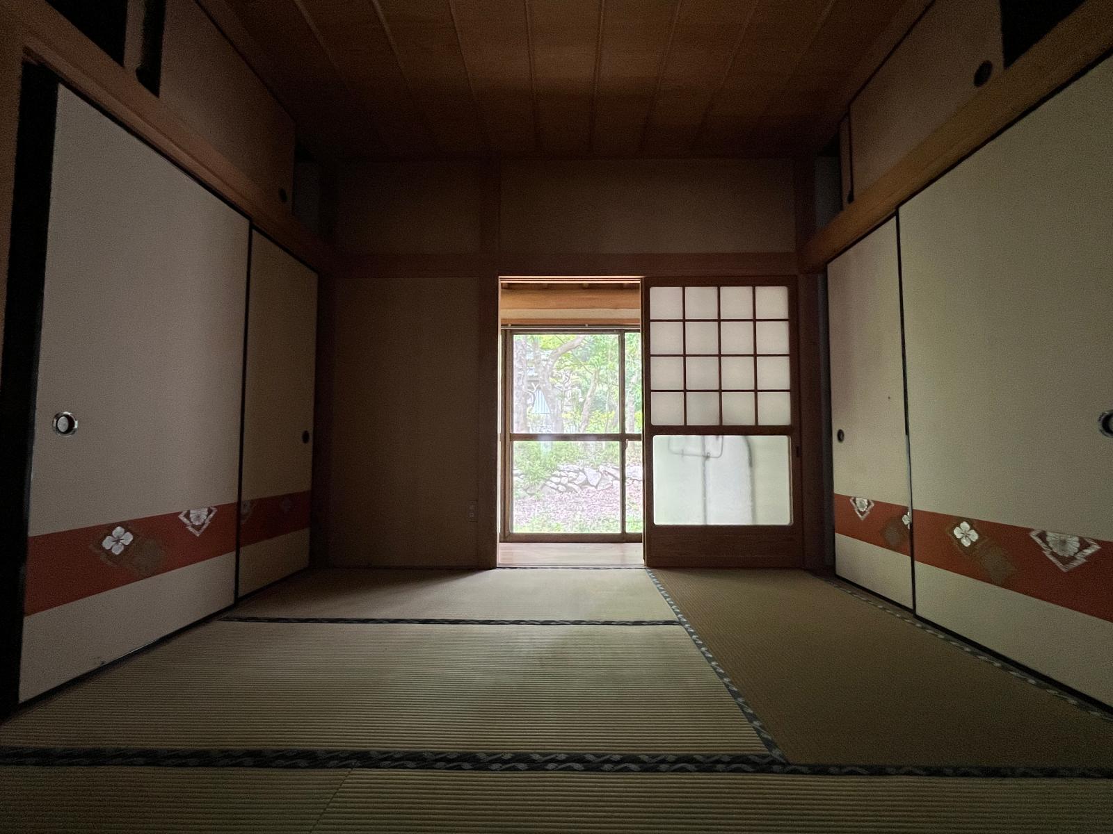 detached 香春