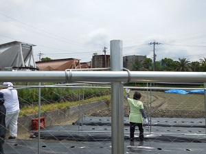 支柱の留め具の写真