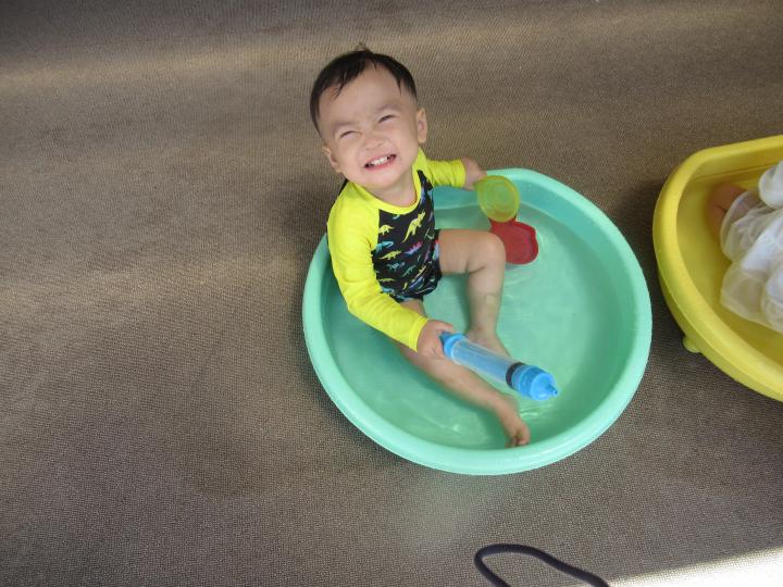 水あそび